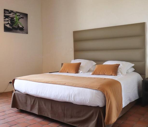 Domaine Du Normandoux, The Originals Relais Tercé Exterior foto